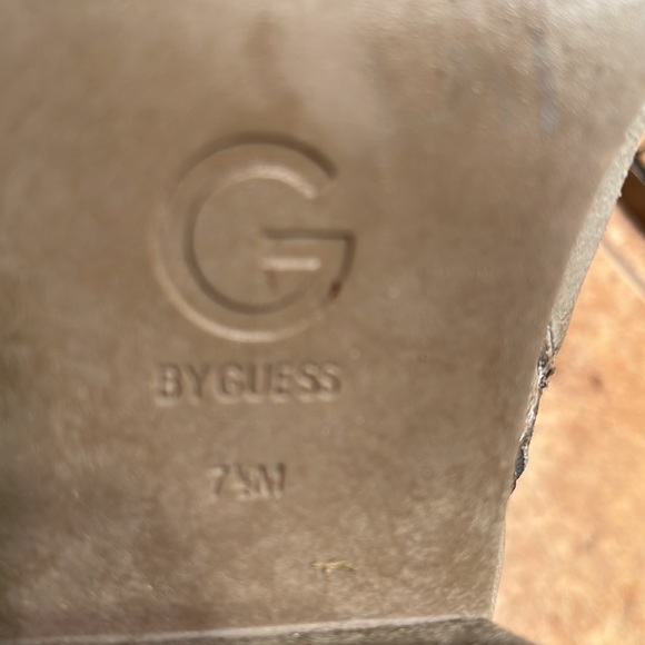 Guess Lace Up Boots - Picture 8 of 9